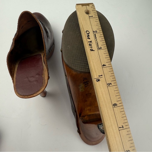 Vintage Womens 7 Heeled Clogs Brown Leather And Wood NO SIZE TAG SEE ALL. - Picture 6 of 7
